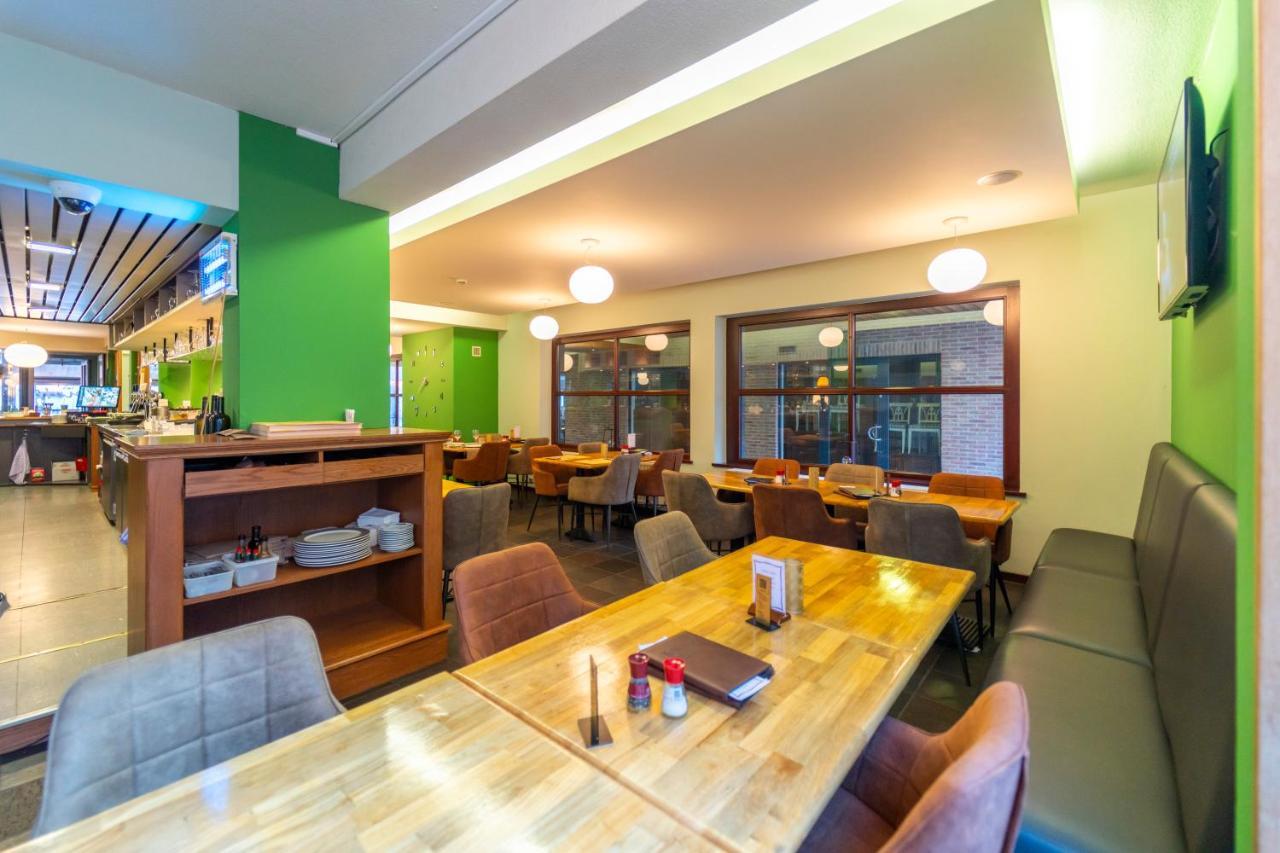Hotel Ambiotel Tongeren Bagian luar foto