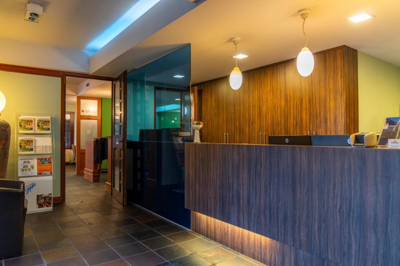 Hotel Ambiotel Tongeren Bagian luar foto