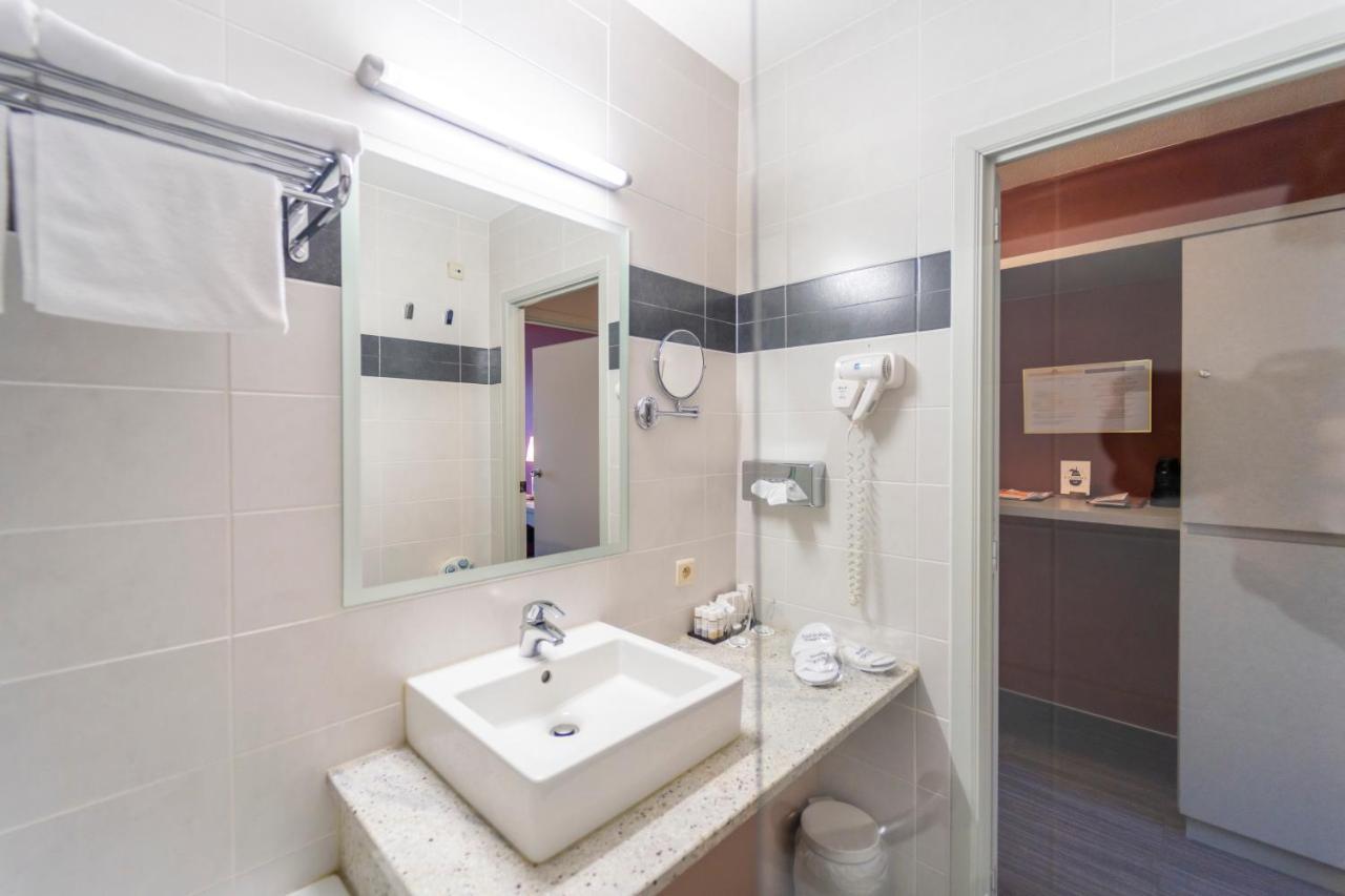 Hotel Ambiotel Tongeren Bagian luar foto